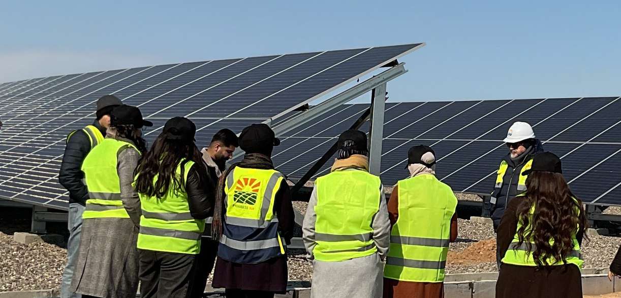 University of Sulaimani students visiting a Progress Sun solar plant during renewable-energy training